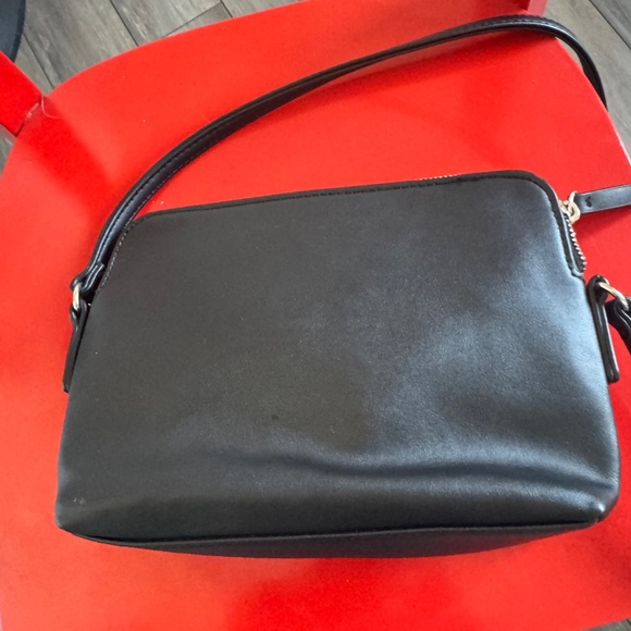 Nine West Gareth Crossbody - Picture 2 of 3